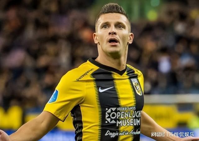 在采访中都 在采访中都