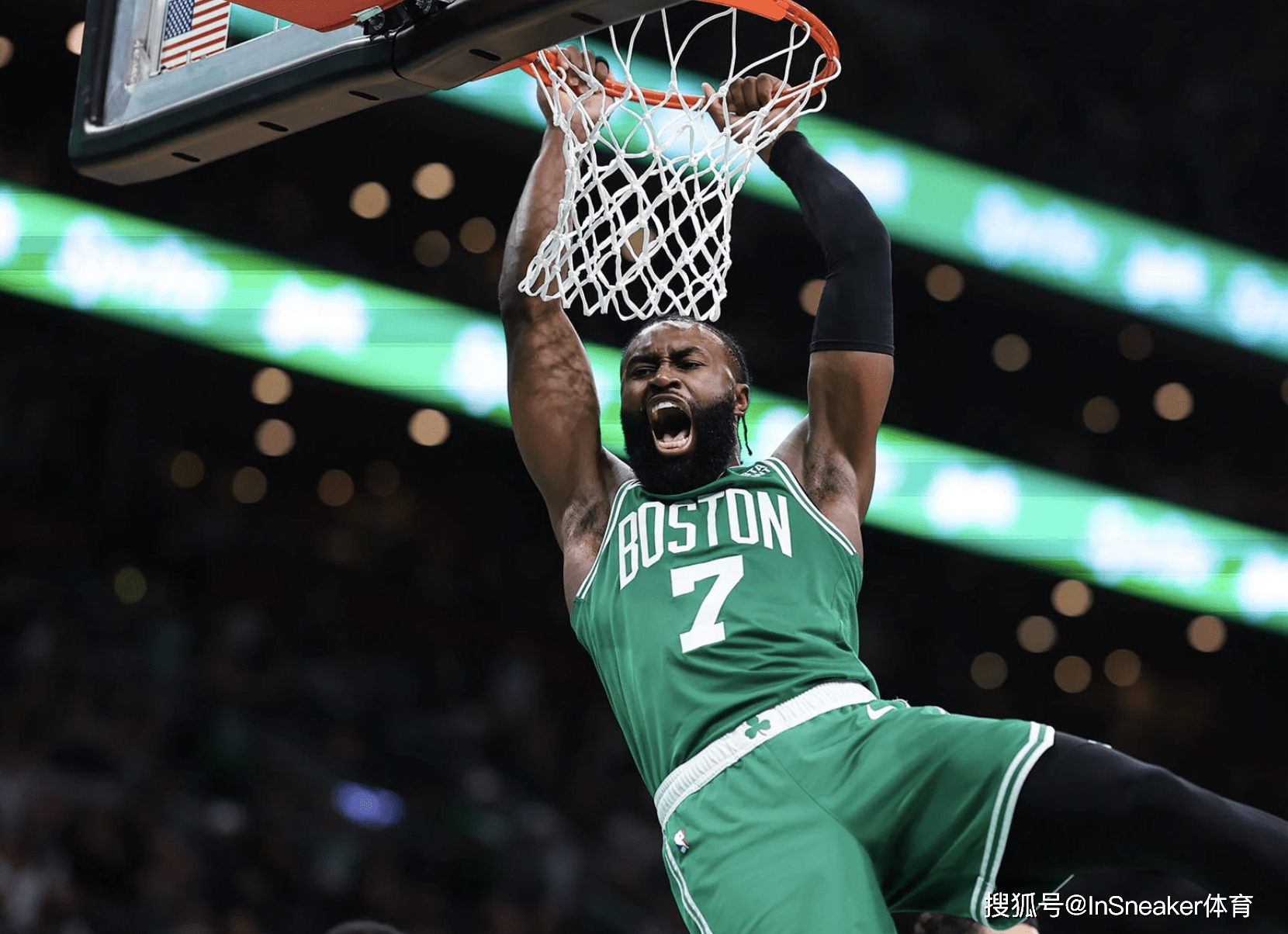 灵活应变的 灵活应变的